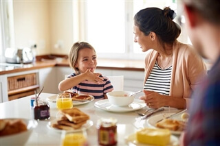 colazione in famiglia family breakfast