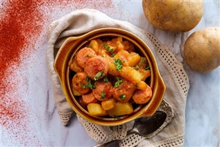 Low-salt recipes to try - potatoes with paprika