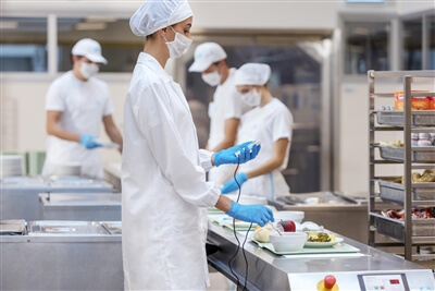 Una gestione dei pasti più sicura - temperatura del cibo