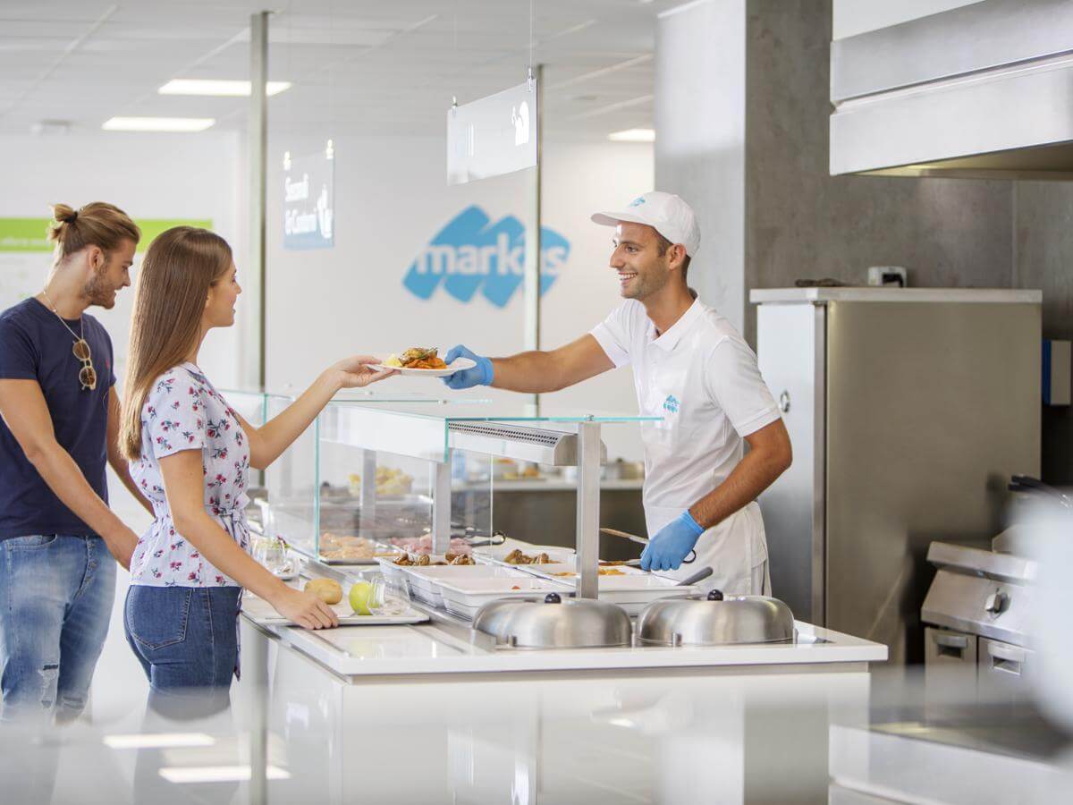 Catering for the social and healthcare sector Catering for the social and healthcare sector