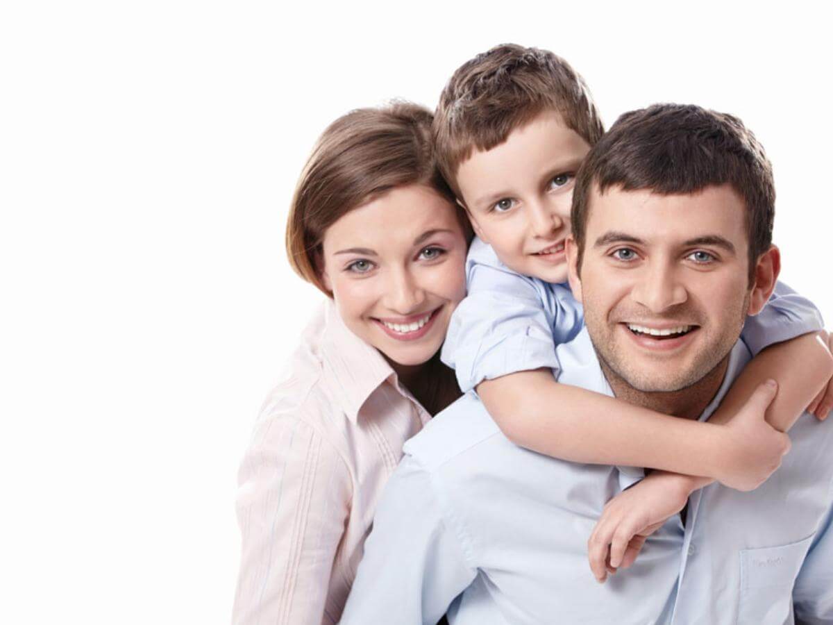 Compatibility of work and family life - Markas Markas receives basic certificate berufundfamilie