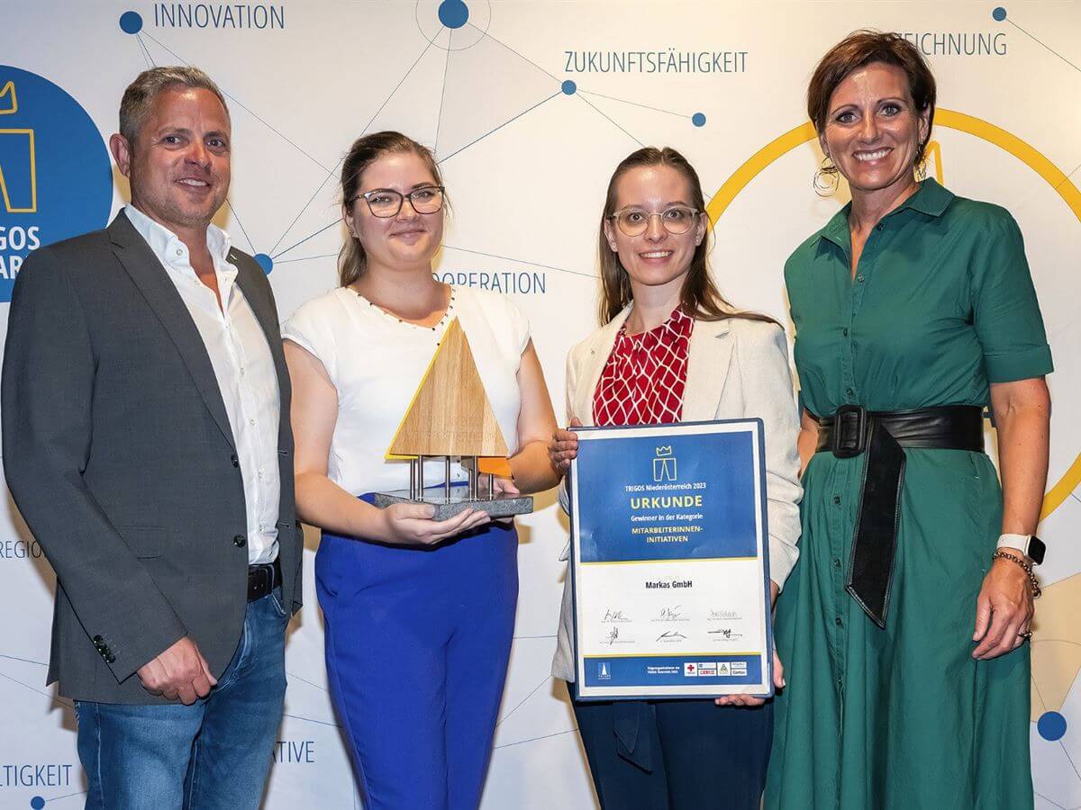 Martin Großsteiner, Enikö Hazafi, Angela Meissl und Gerlinde Tröstl freuen sich über die Auszeichnung Trigos NÖ Award-Feierlichkeiten 2023